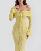 Vestido largo de encaje con escote bardot