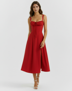 Vestido midi con corsé y abertura