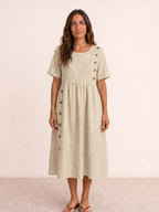 Vestido midi fluido con botones