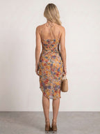 Vestido midi estampado fruncido