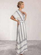 Vestido midi cruzado con cinturón