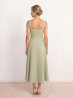 Vestido midi con escote cuadrado