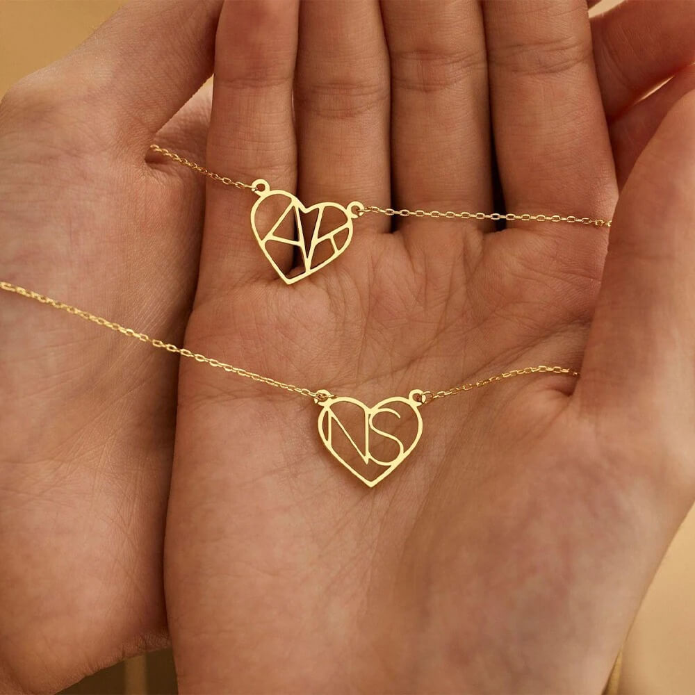 COLLANA CON CUORE E INIZIALE