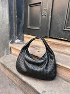 Bolso hobo trenzado elegante