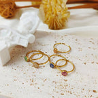 Anello classico con pietra del mese di nascita